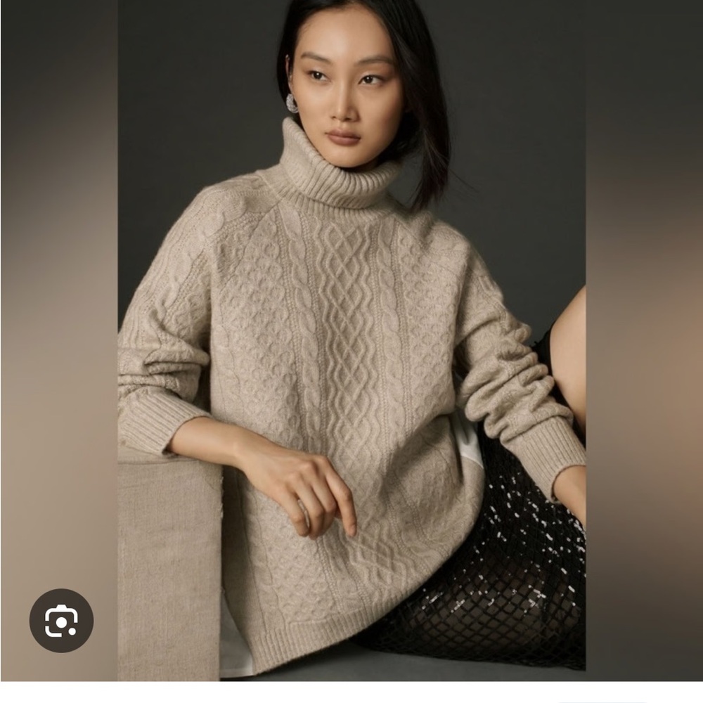 Anthropologie dark gray cable knit sweater with cream back panel - Picture 4 of 7